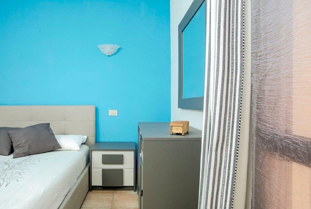 Bilocale Via Umbria Leilighet Santa Teresa Gallura Eksteriør bilde